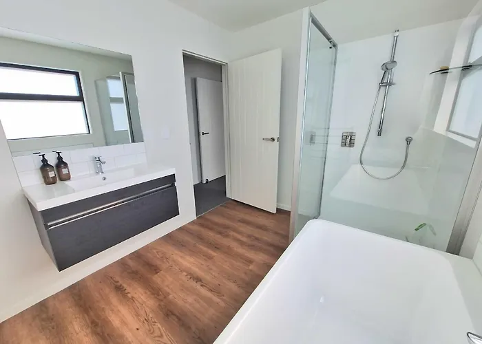 The Sun Catcher Three Bedroom Perfect For Families *
