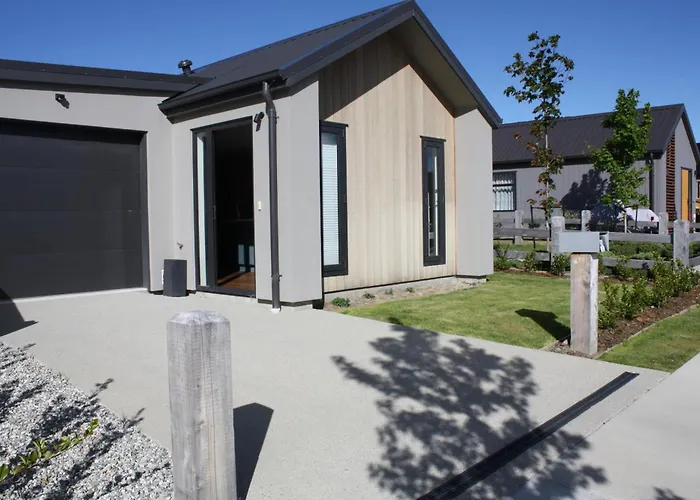 The Sun Catcher Three Bedroom Perfect For Families Holiday home *